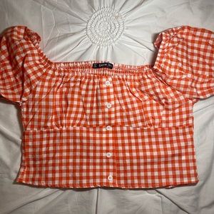 cute red picnic pattern crop top!